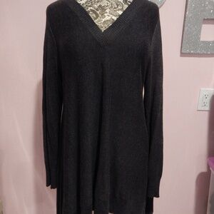 Vertical Design Charcoal Gray V Neck Sweater Sz L